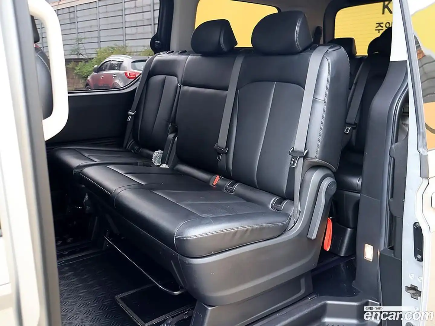 Staria Hyundai 2022.7-INNER-007