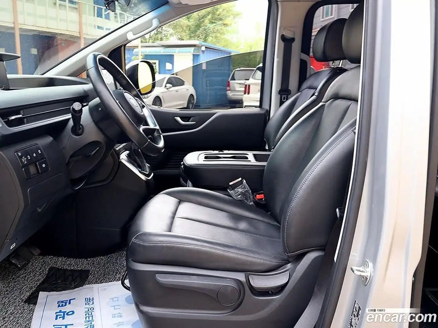 Staria Hyundai 2022.7-INNER-010