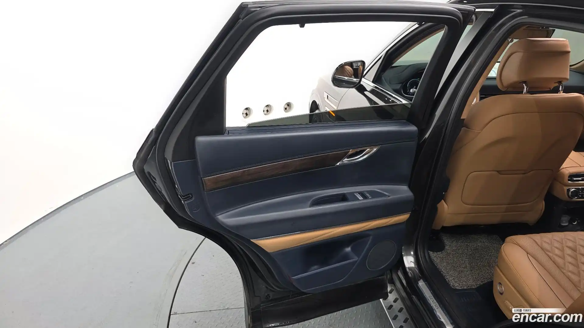 GV80 Genesis 2023.4-INNER-035