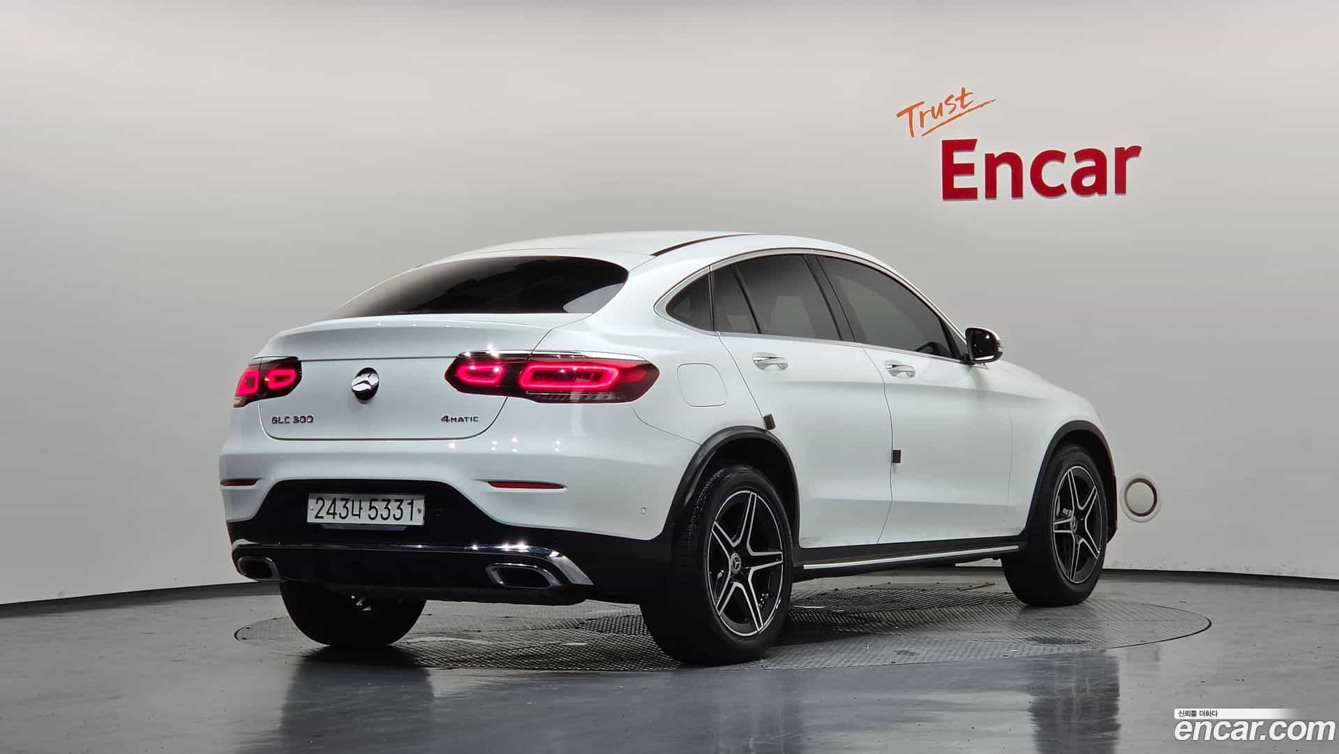 GLC-Class Mercedes-Benz 2020.1-OUTER-002