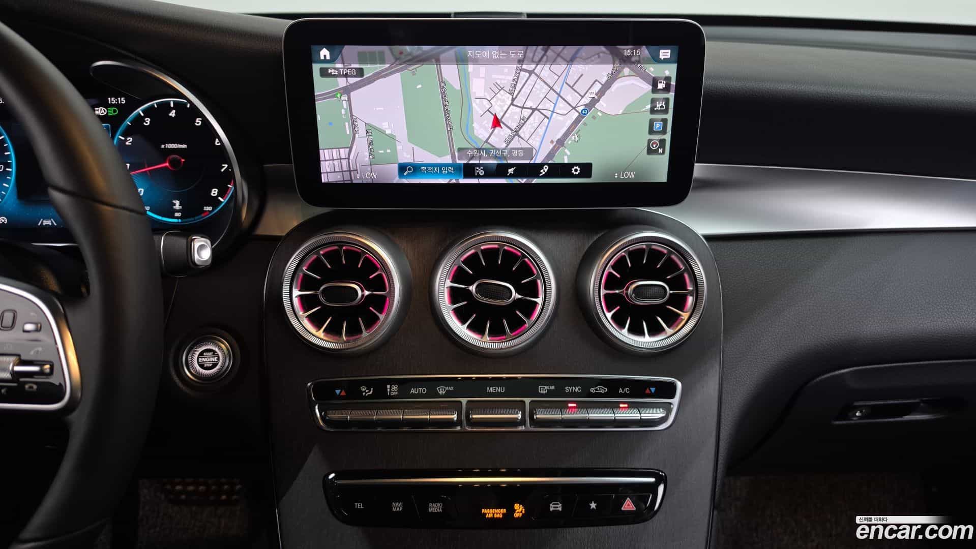 GLC-Class Mercedes-Benz 2020.1-OPTION-017