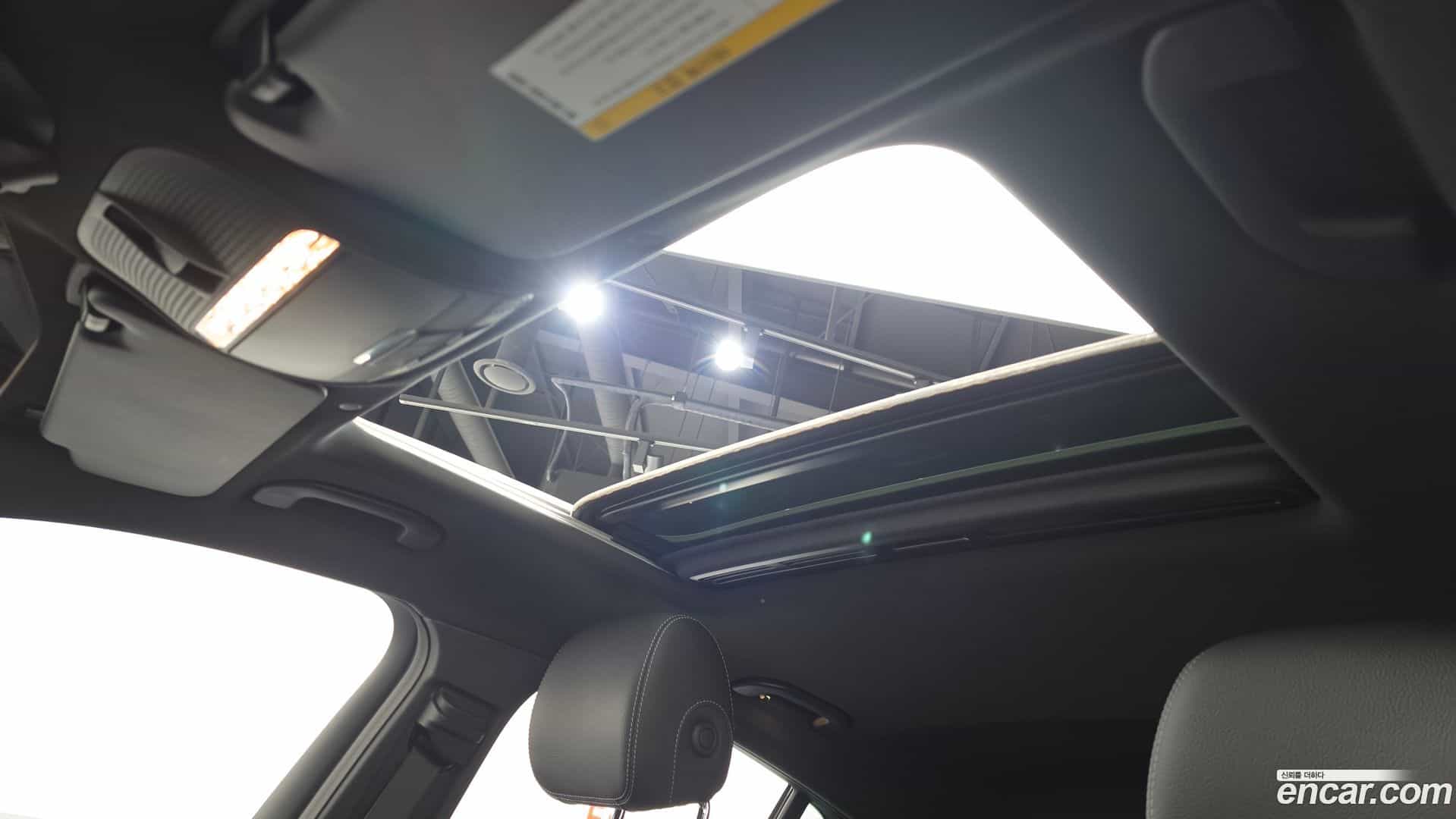 GLC-Class Mercedes-Benz 2020.1-OPTION-021
