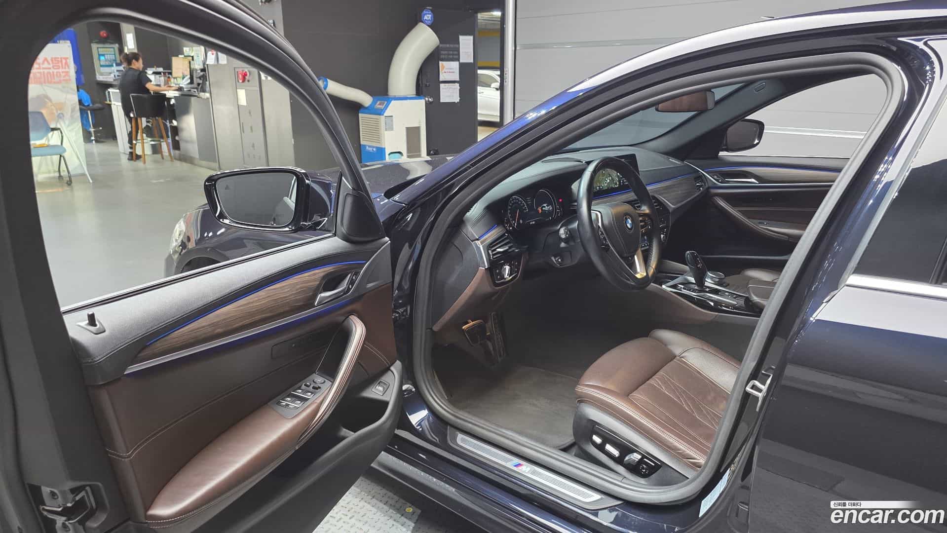 5-Series BMW 2017.9-INNER-010