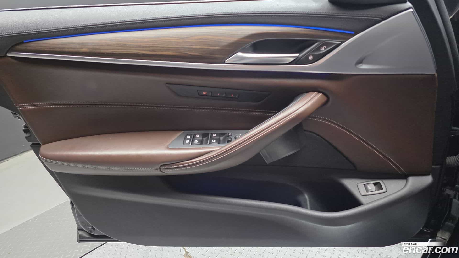 5-Series BMW 2017.9-INNER-034