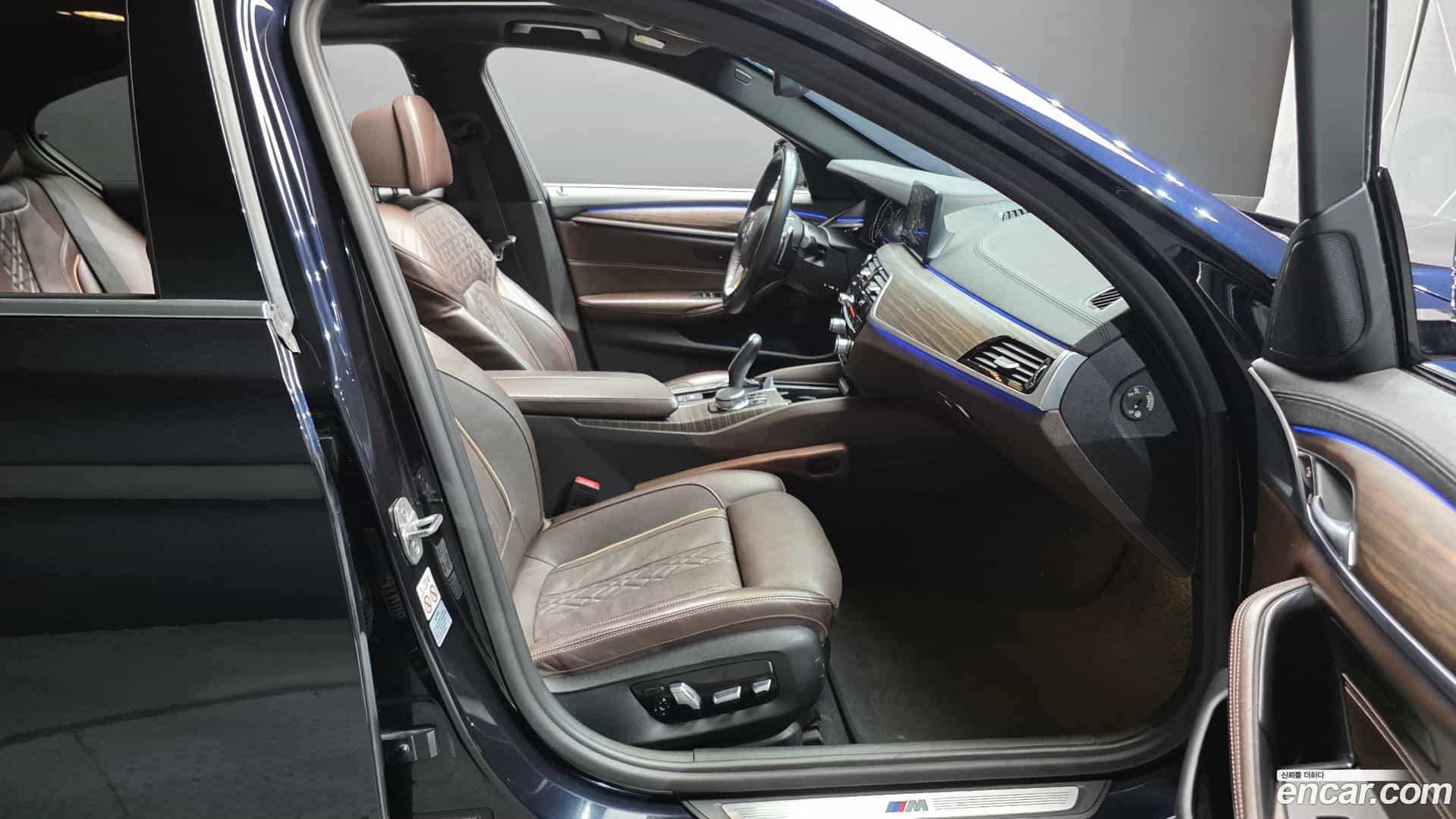 5-Series BMW 2017.9-INNER-036