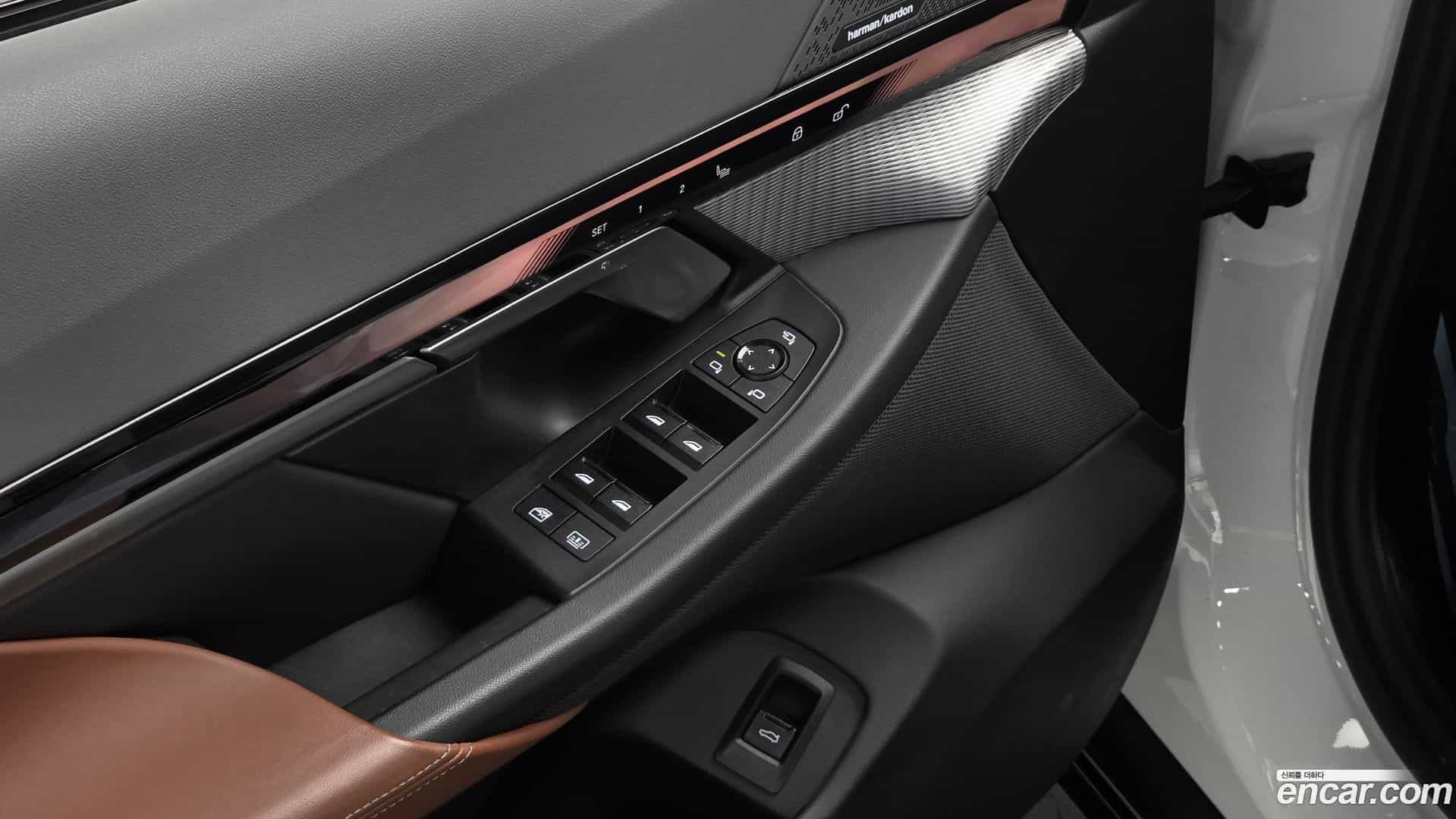 5-Series BMW 2023.9-OPTION-020