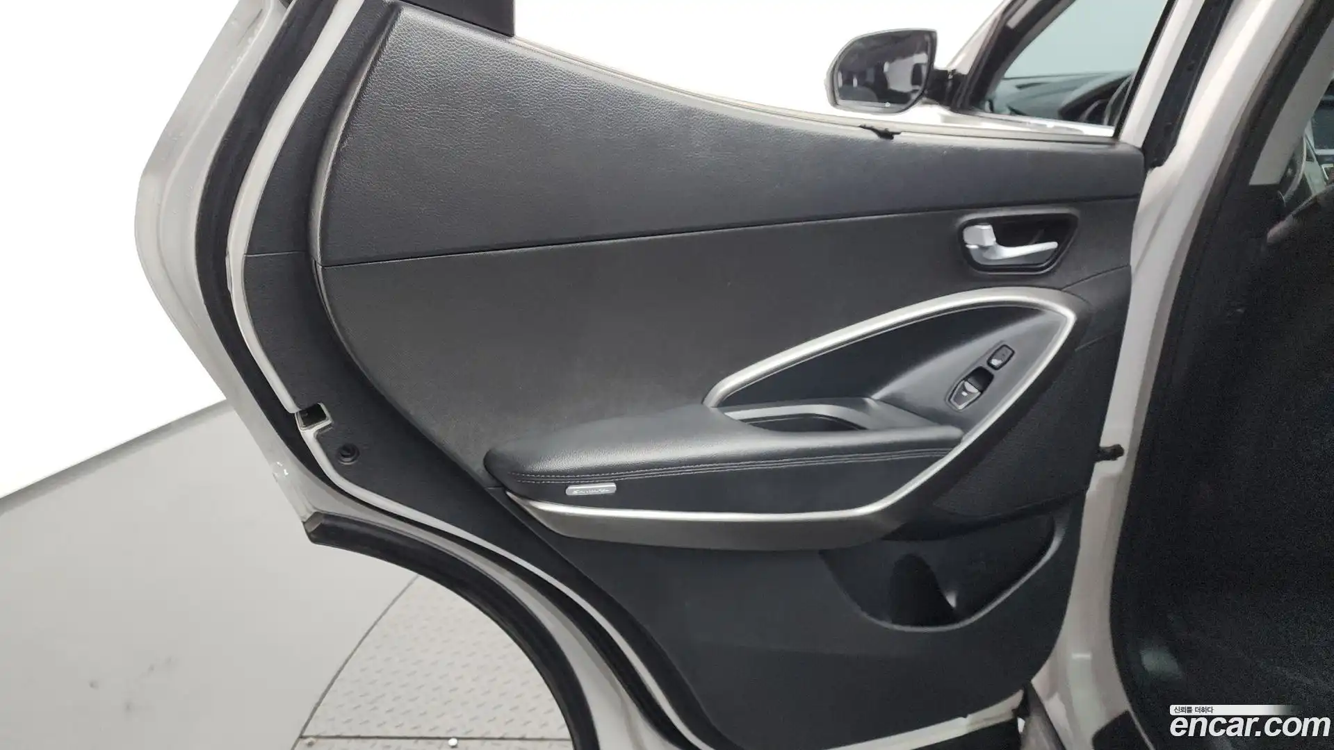 Santafe Hyundai 2017.6-INNER-035