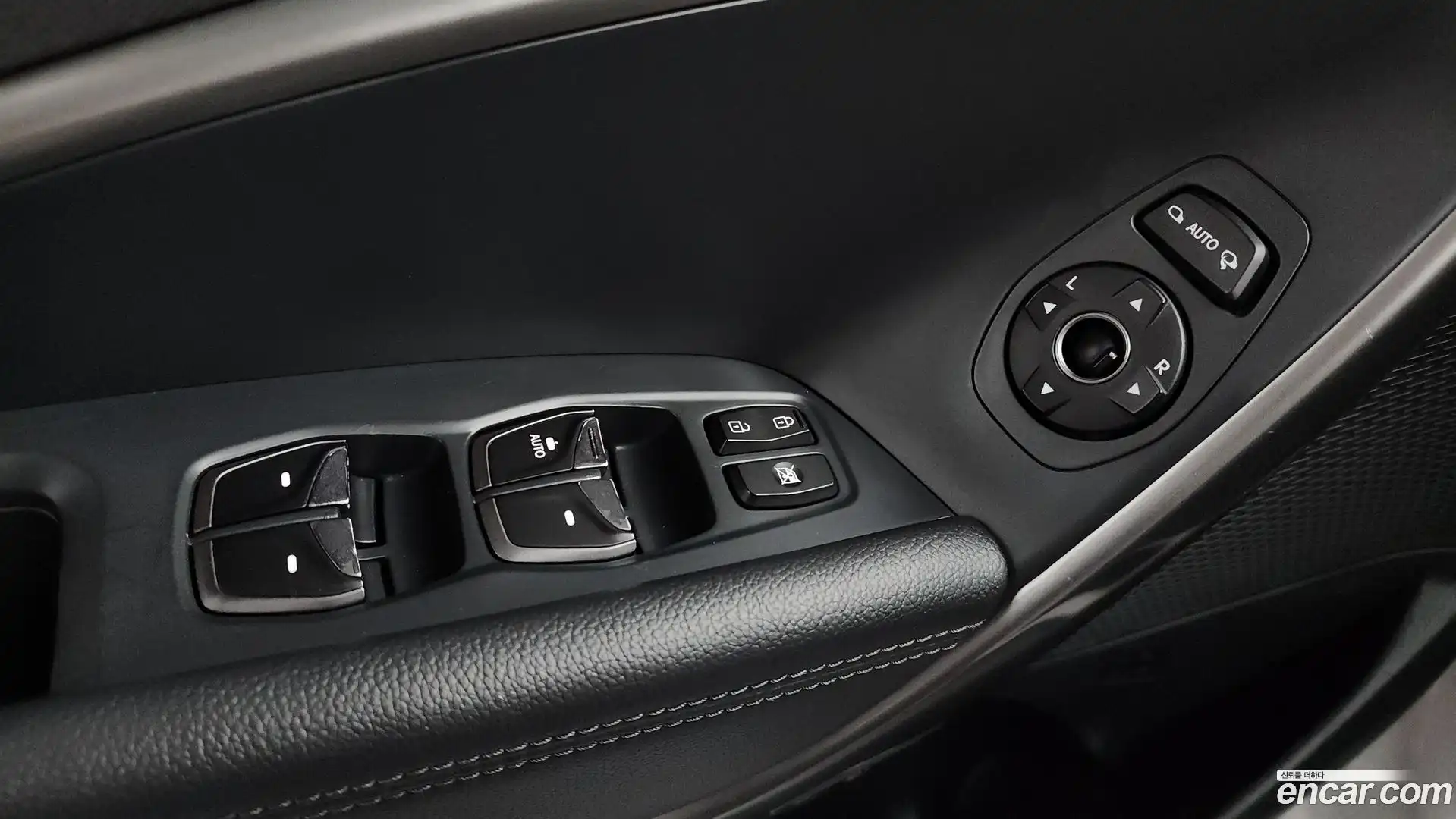 Santafe Hyundai 2017.6-OPTION-047