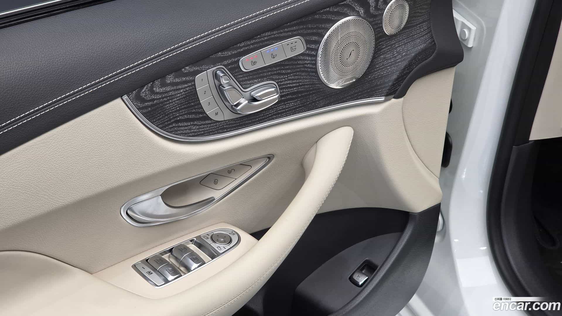 E-Class Mercedes-Benz 2021.2-OPTION-020