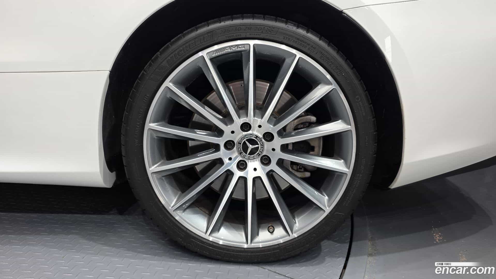 E-Class Mercedes-Benz 2021.2-OUTER-031
