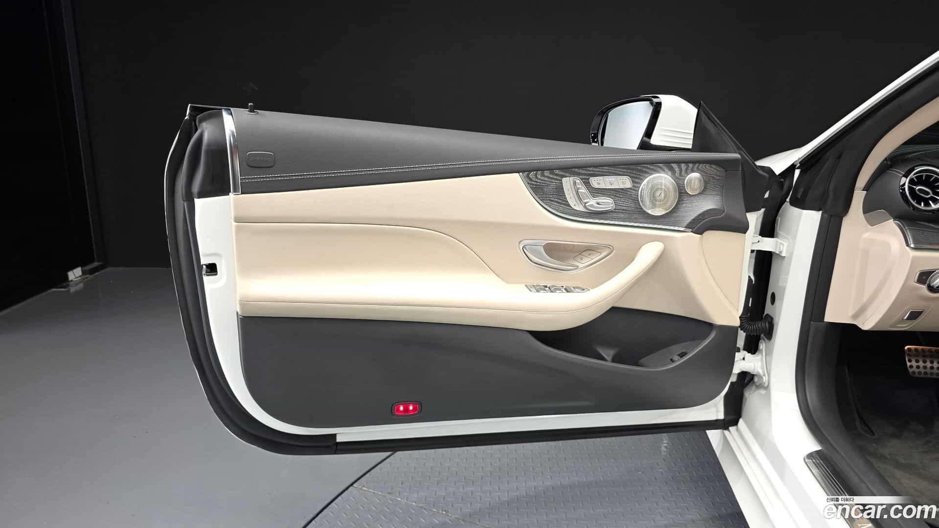 E-Class Mercedes-Benz 2021.2-INNER-034