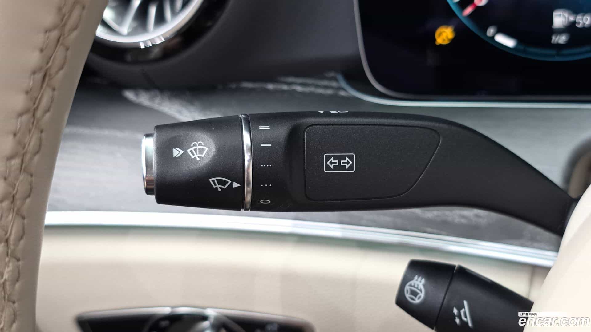 E-Class Mercedes-Benz 2021.2-OPTION-040