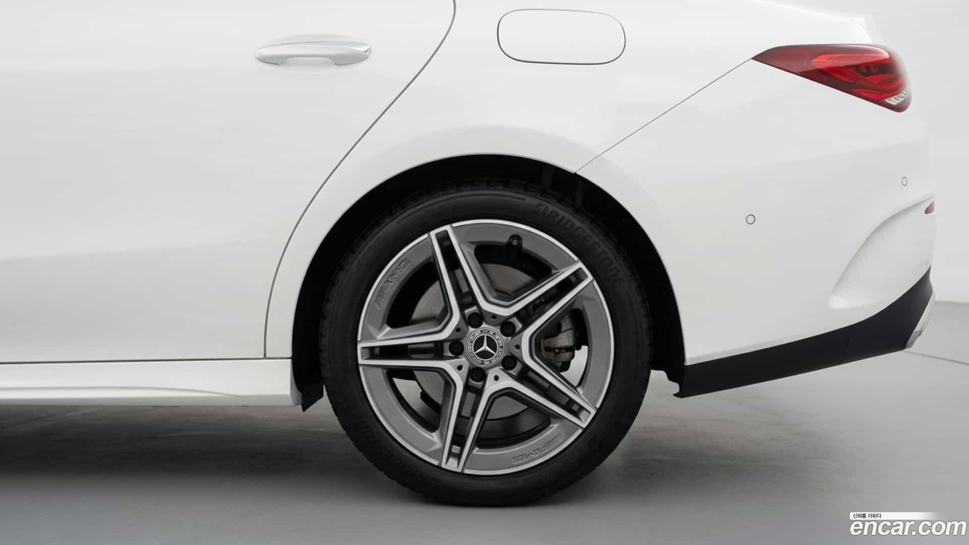 CLA-Class Mercedes-Benz 2025.4-OUTER-005