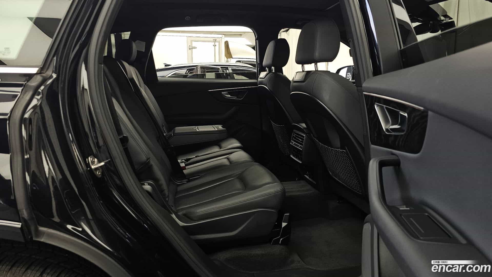 Q7 Audi 2021.7-OPTION-016