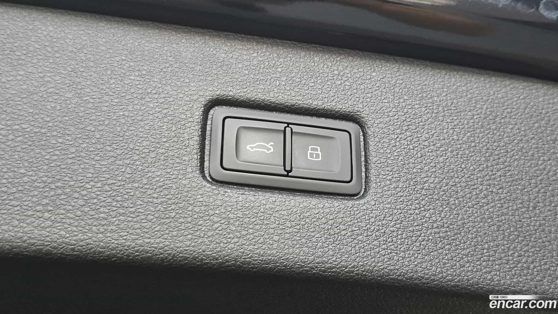 Q7 Audi 2021.7-OPTION-046