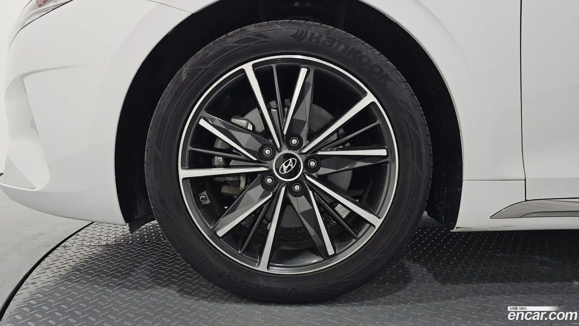 Grandeur Hyundai 2021.11-OUTER-005