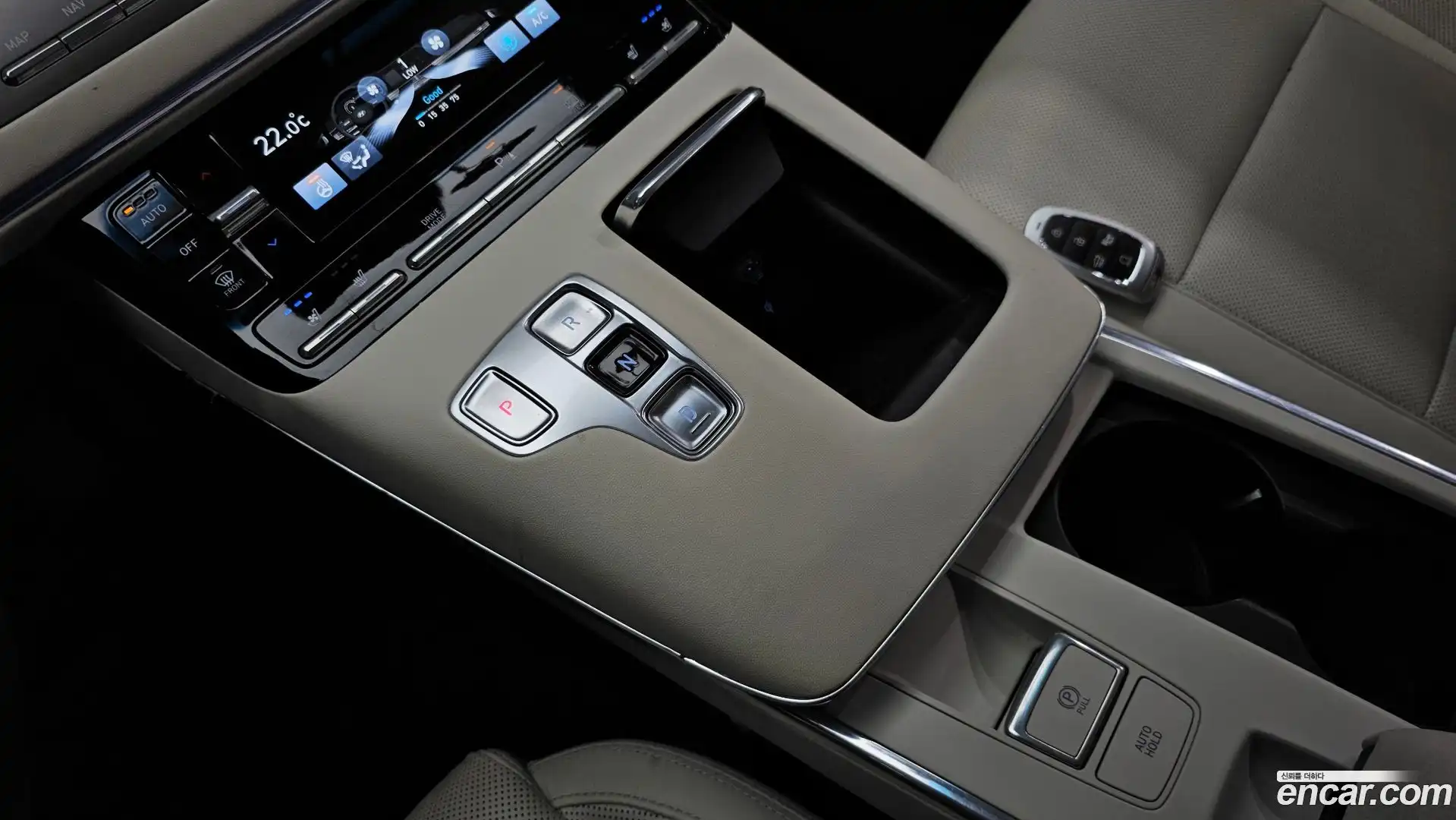 Grandeur Hyundai 2021.11-INNER-009