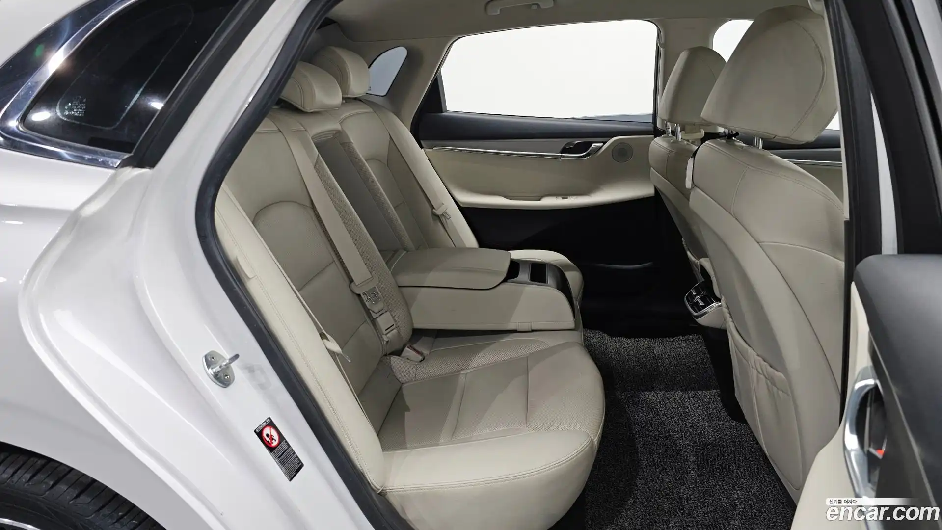 Grandeur Hyundai 2021.11-OPTION-016