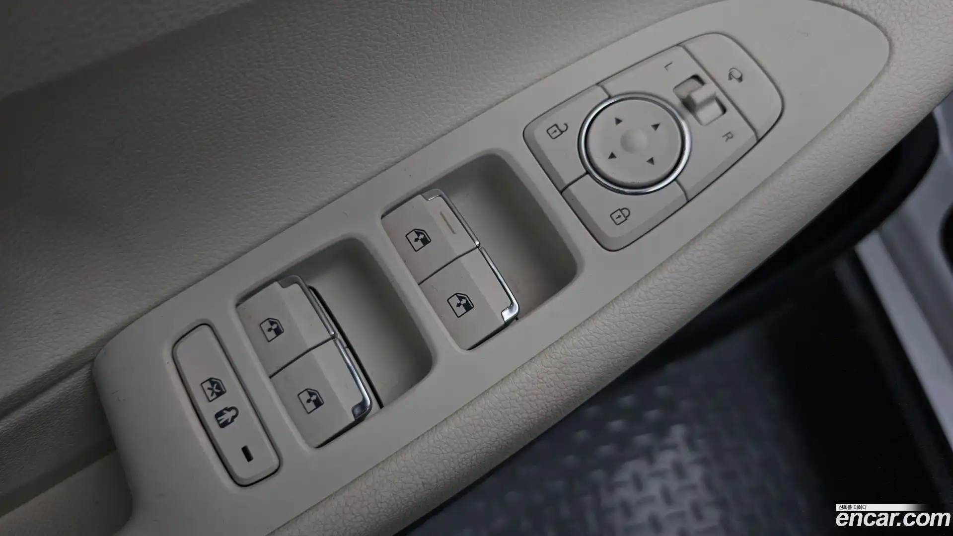 Grandeur Hyundai 2021.11-OPTION-041