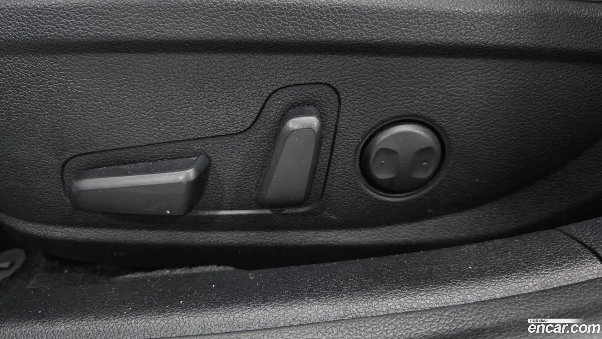 Grandeur Hyundai 2021.11-OPTION-044