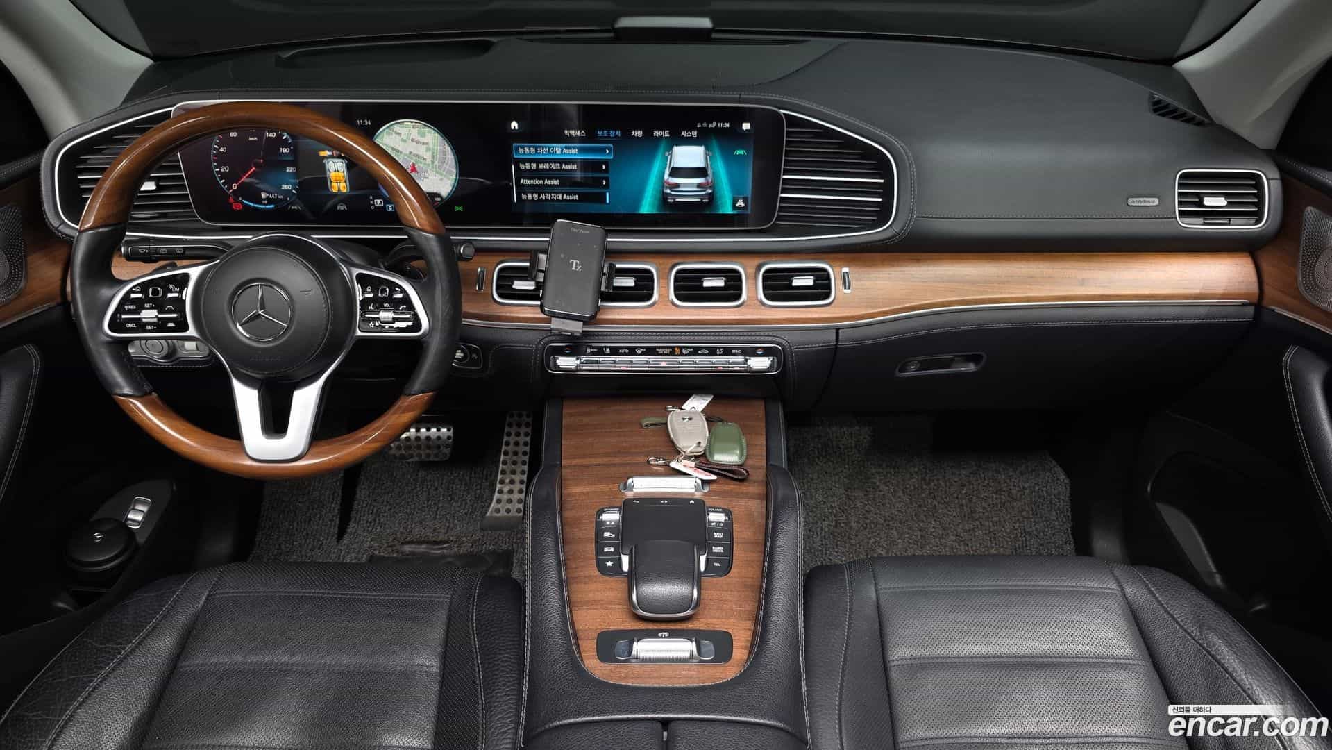 GLS-Class Mercedes-Benz 2020.11-INNER-007