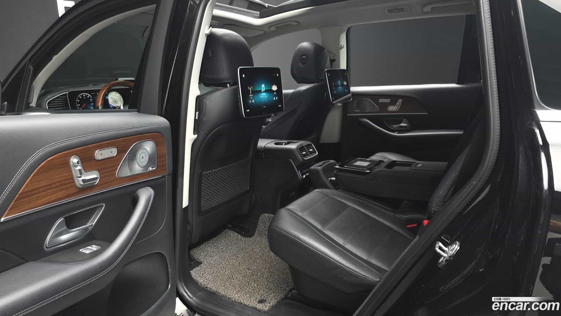 GLS-Class Mercedes-Benz 2020.11-OPTION-015