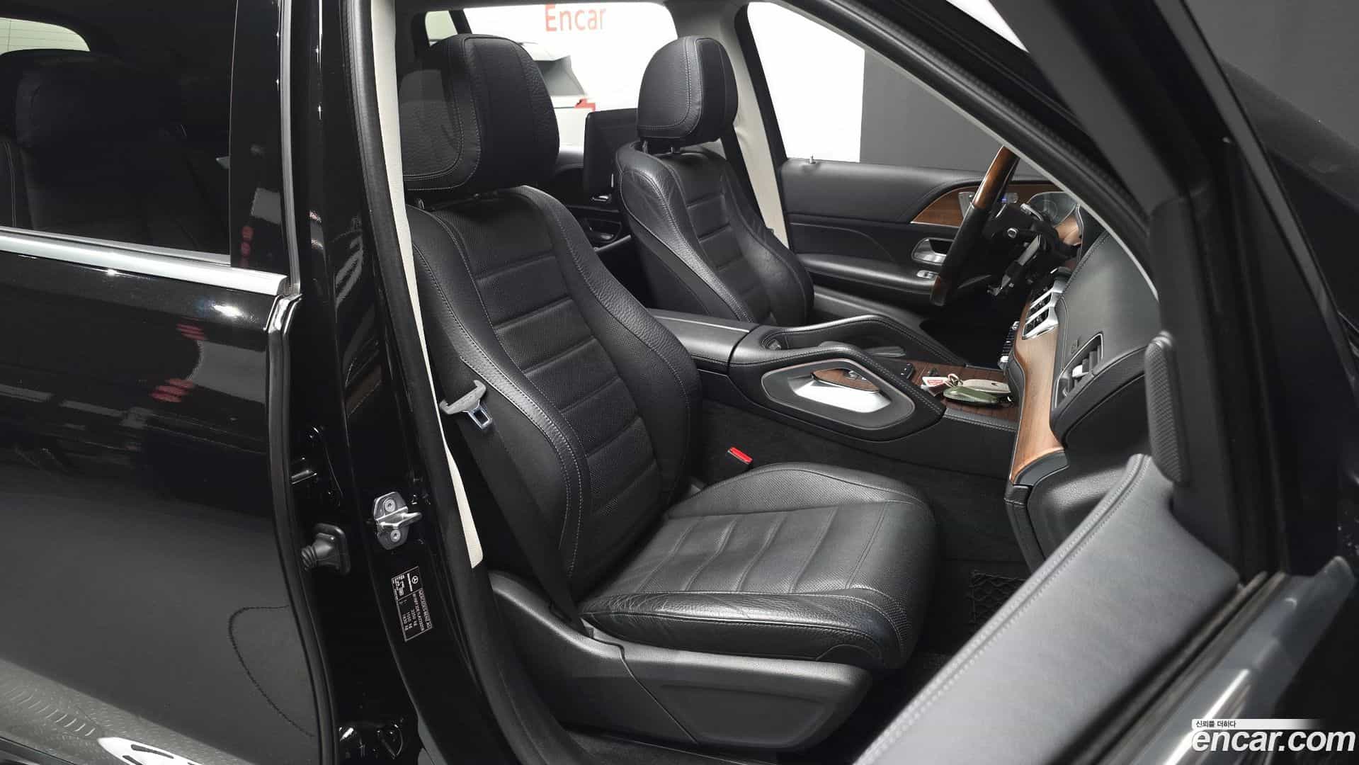 GLS-Class Mercedes-Benz 2020.11-INNER-036