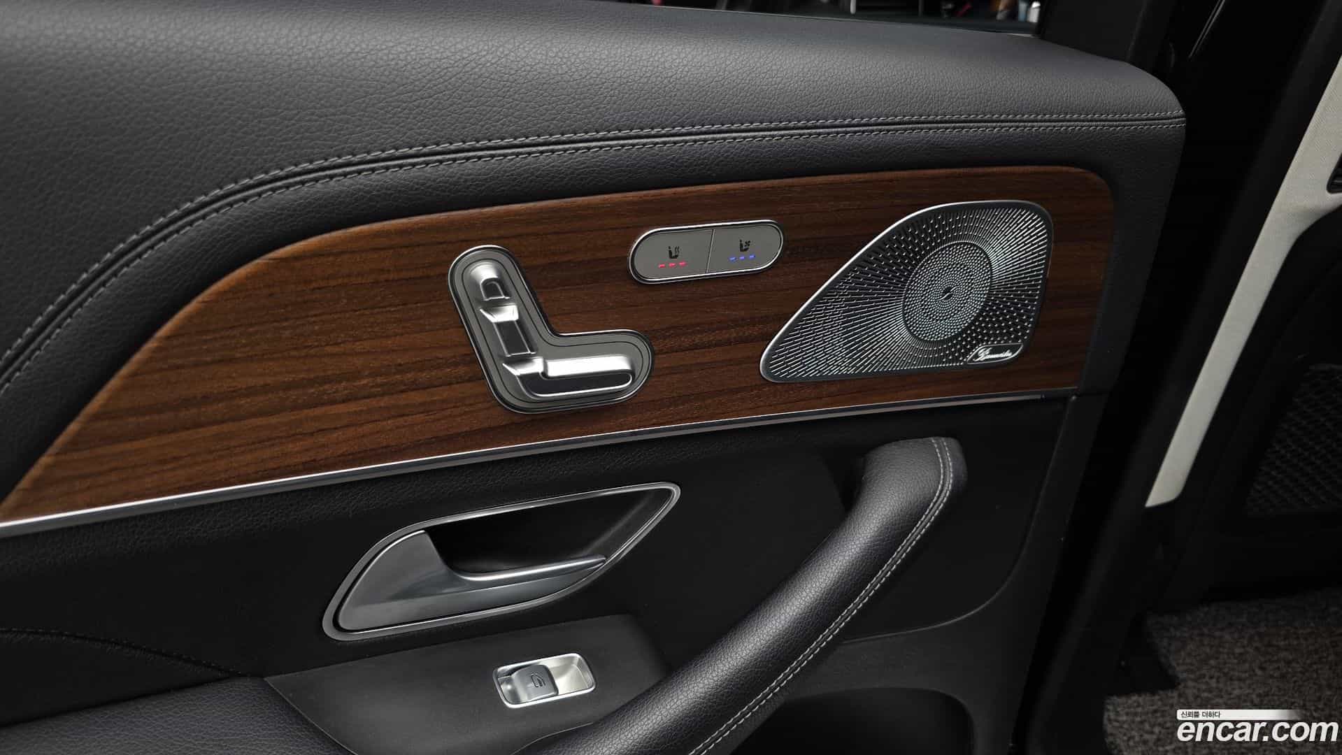 GLS-Class Mercedes-Benz 2020.11-OPTION-041