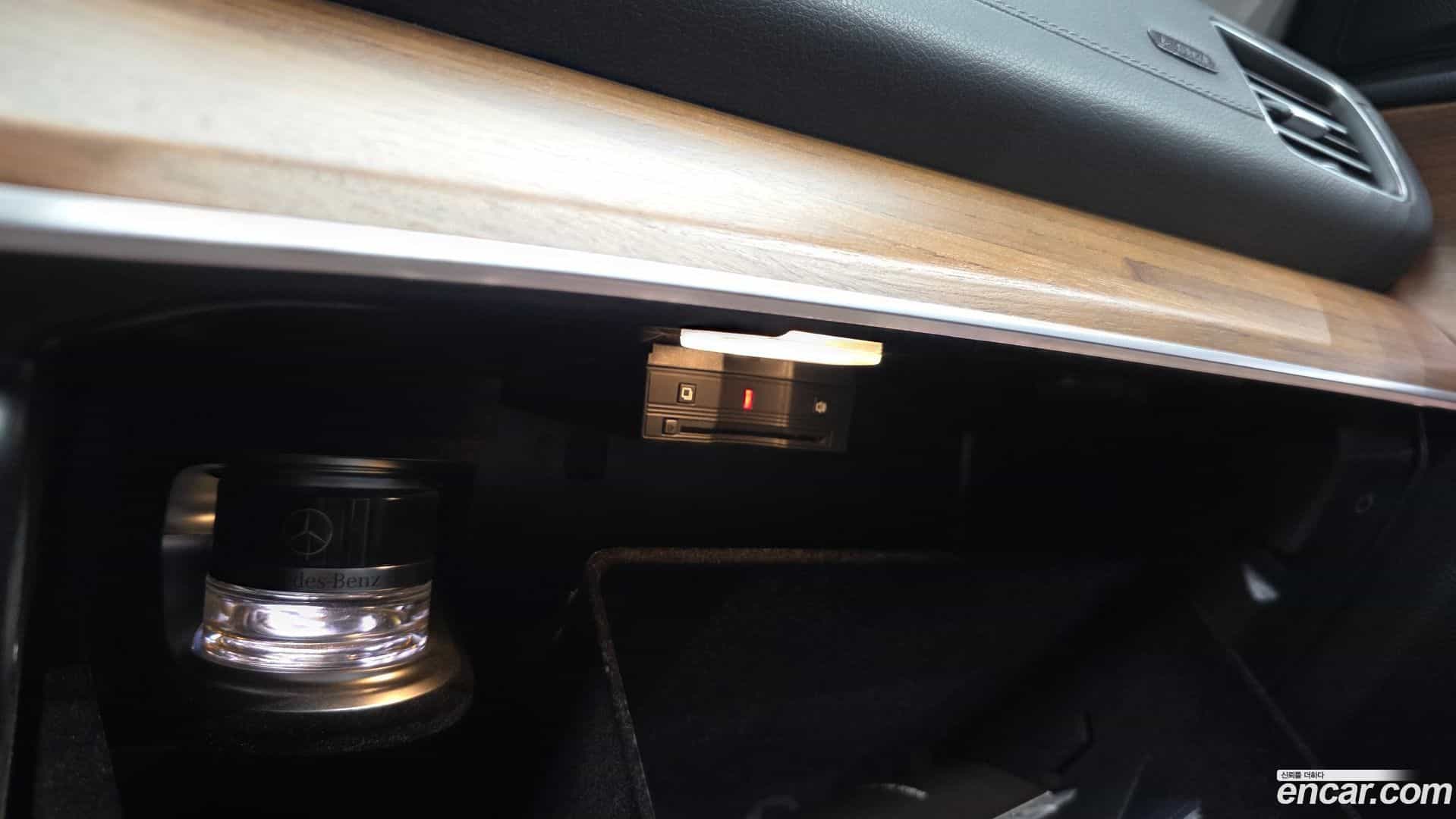 GLS-Class Mercedes-Benz 2020.11-OPTION-047
