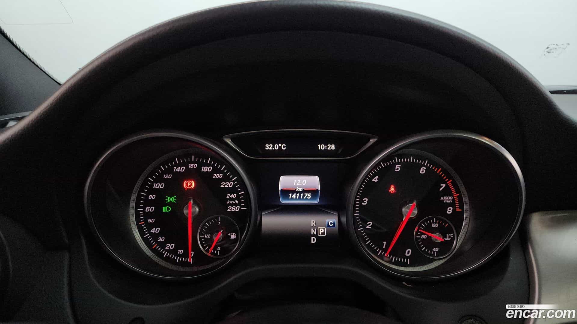 CLA-Class Mercedes-Benz 2017.5-INNER-008