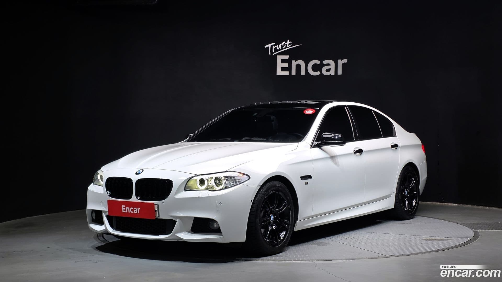 Main__Slider__Photo:5-Series BMW 2013.5-0