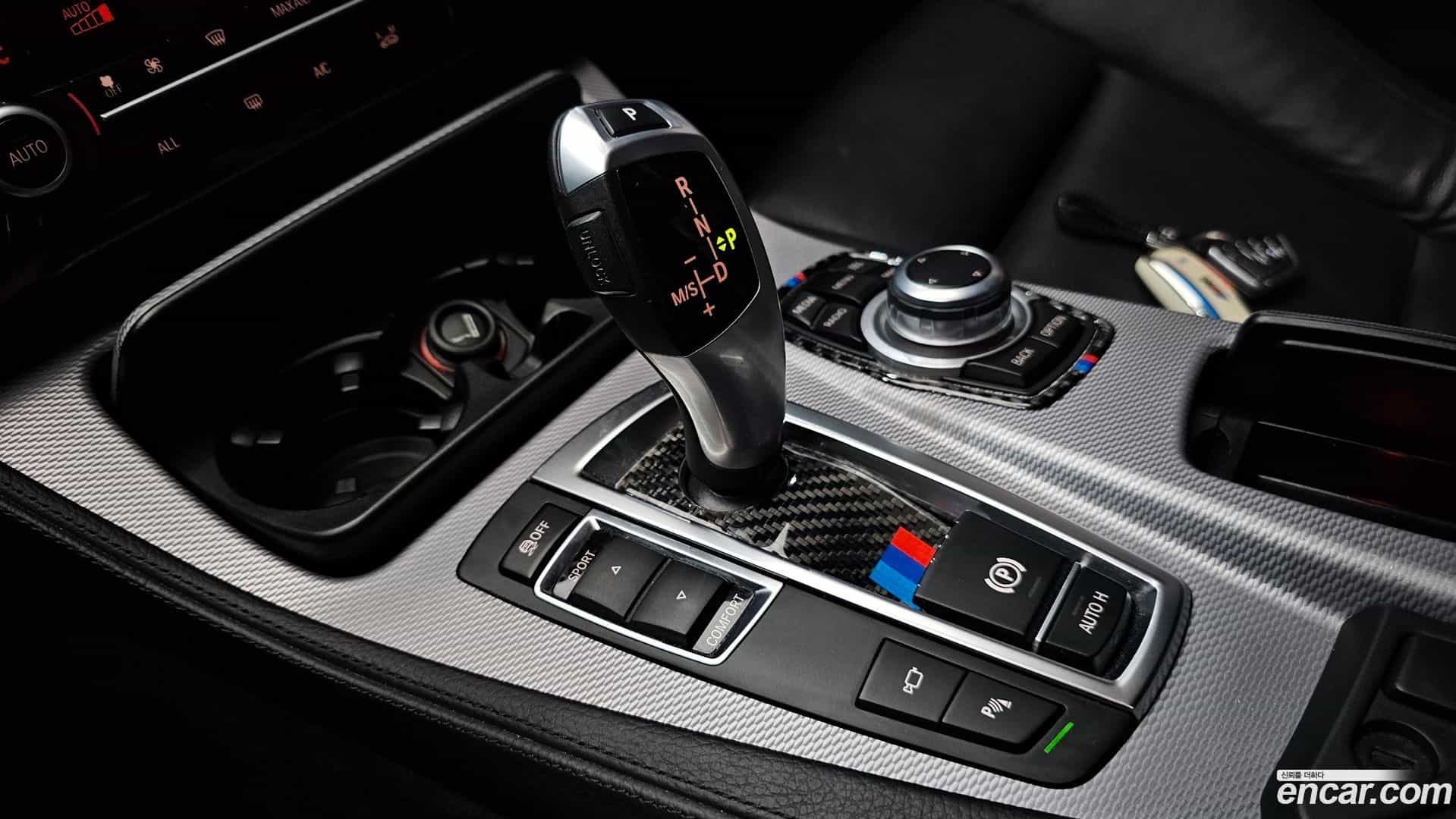 5-Series BMW 2013.5-INNER-009