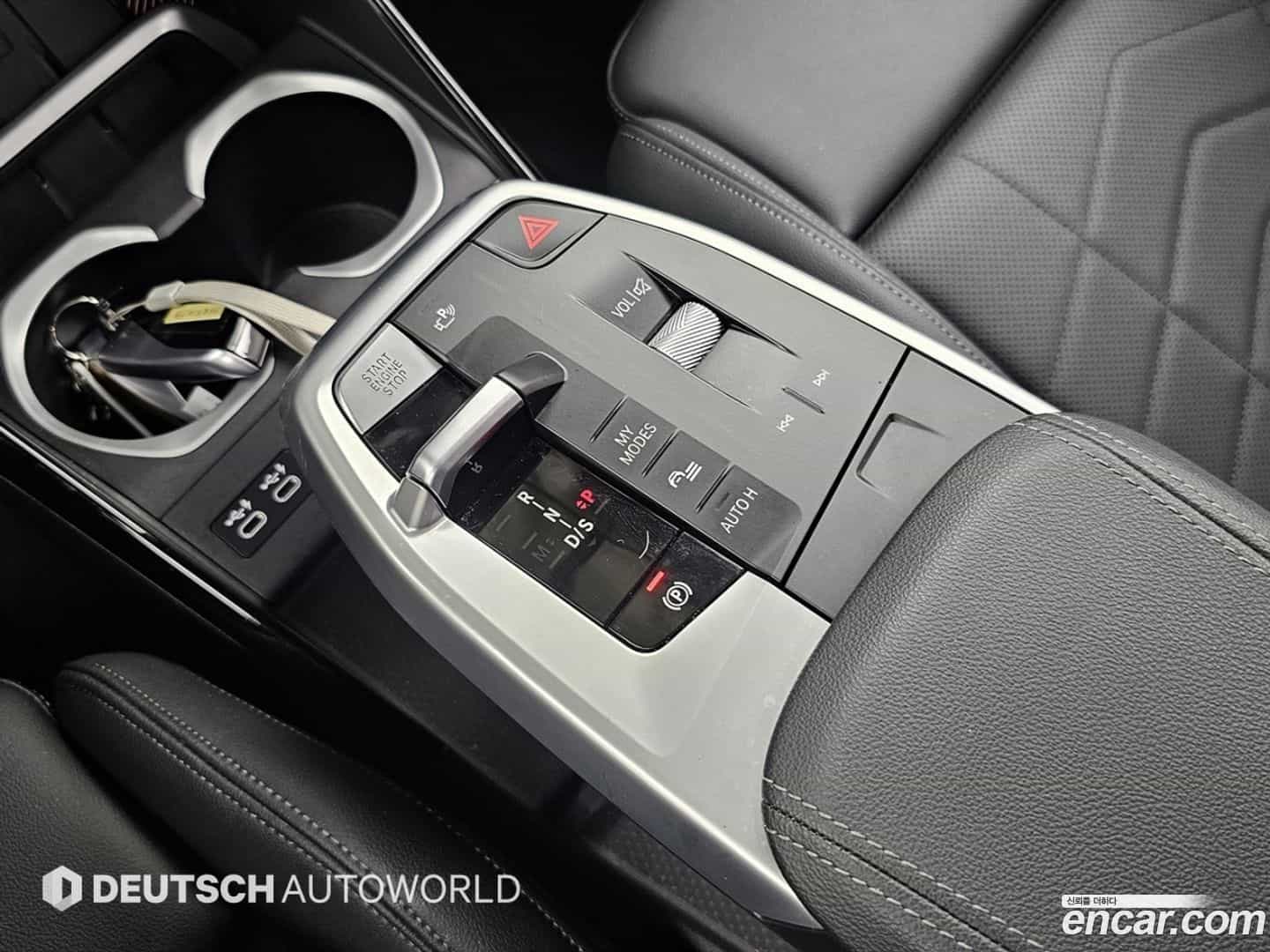 X1 BMW 2023.1-INNER-009