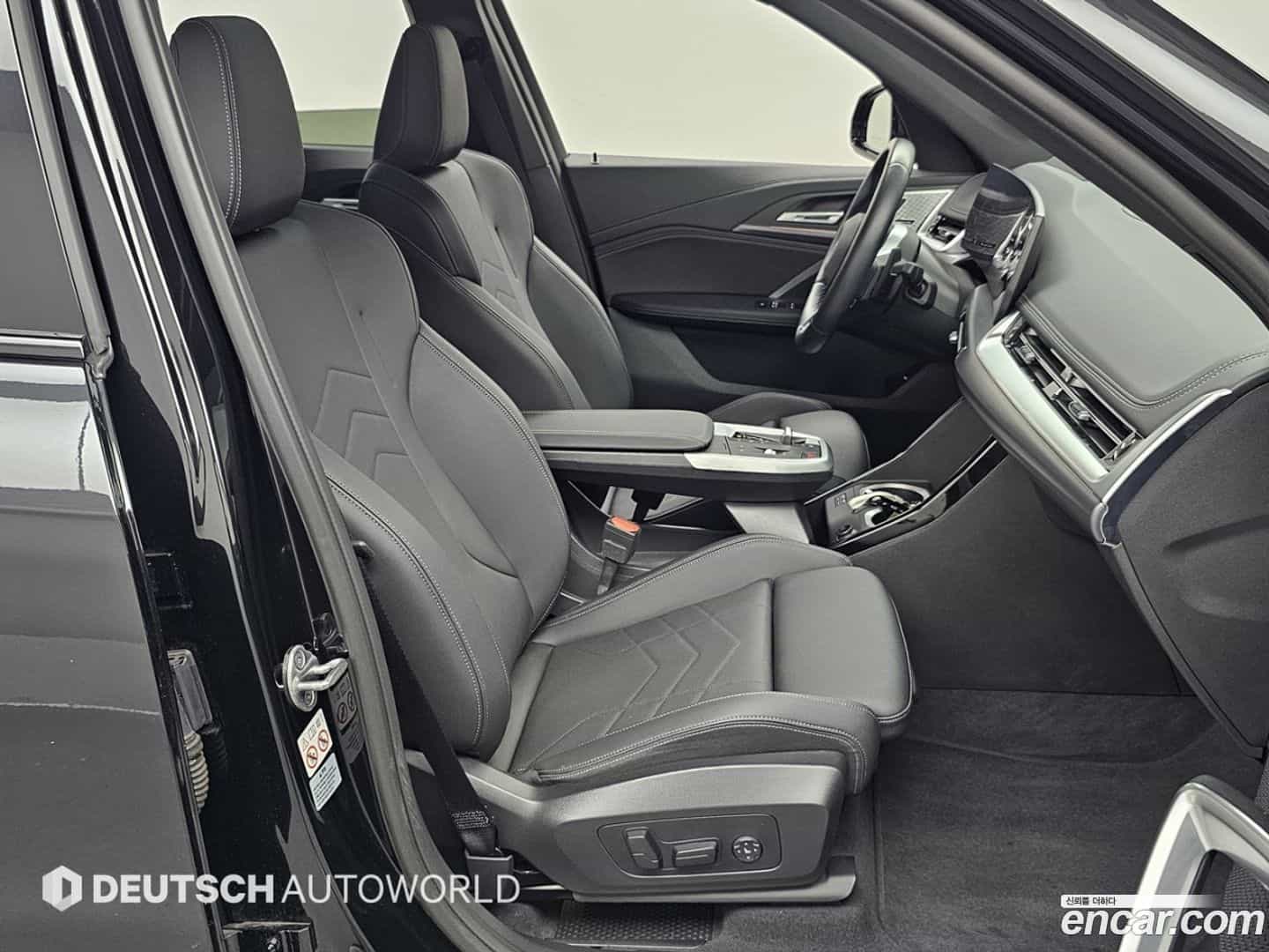 X1 BMW 2023.1-INNER-010