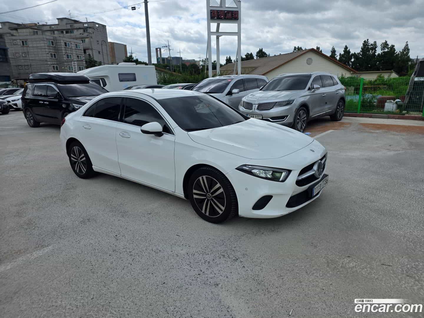 A-Class Mercedes-Benz 2022.4-OUTER-006