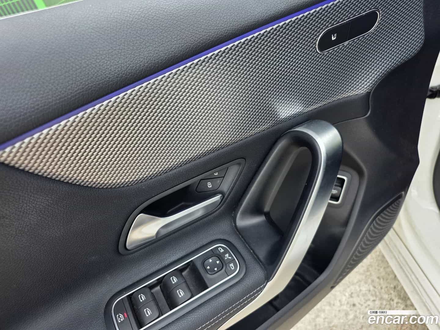 A-Class Mercedes-Benz 2022.4-OPTION-016