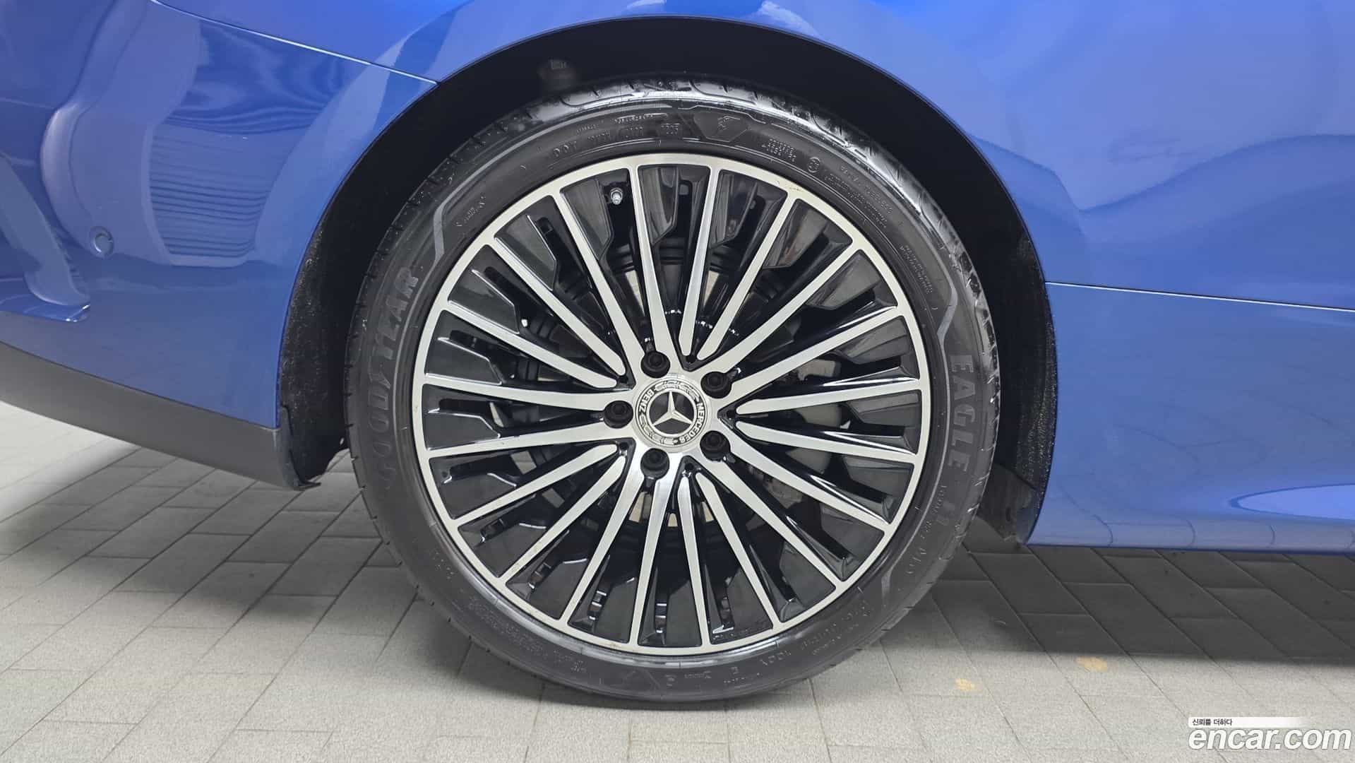 CLE-Class Mercedes-Benz 2025.4-OUTER-005