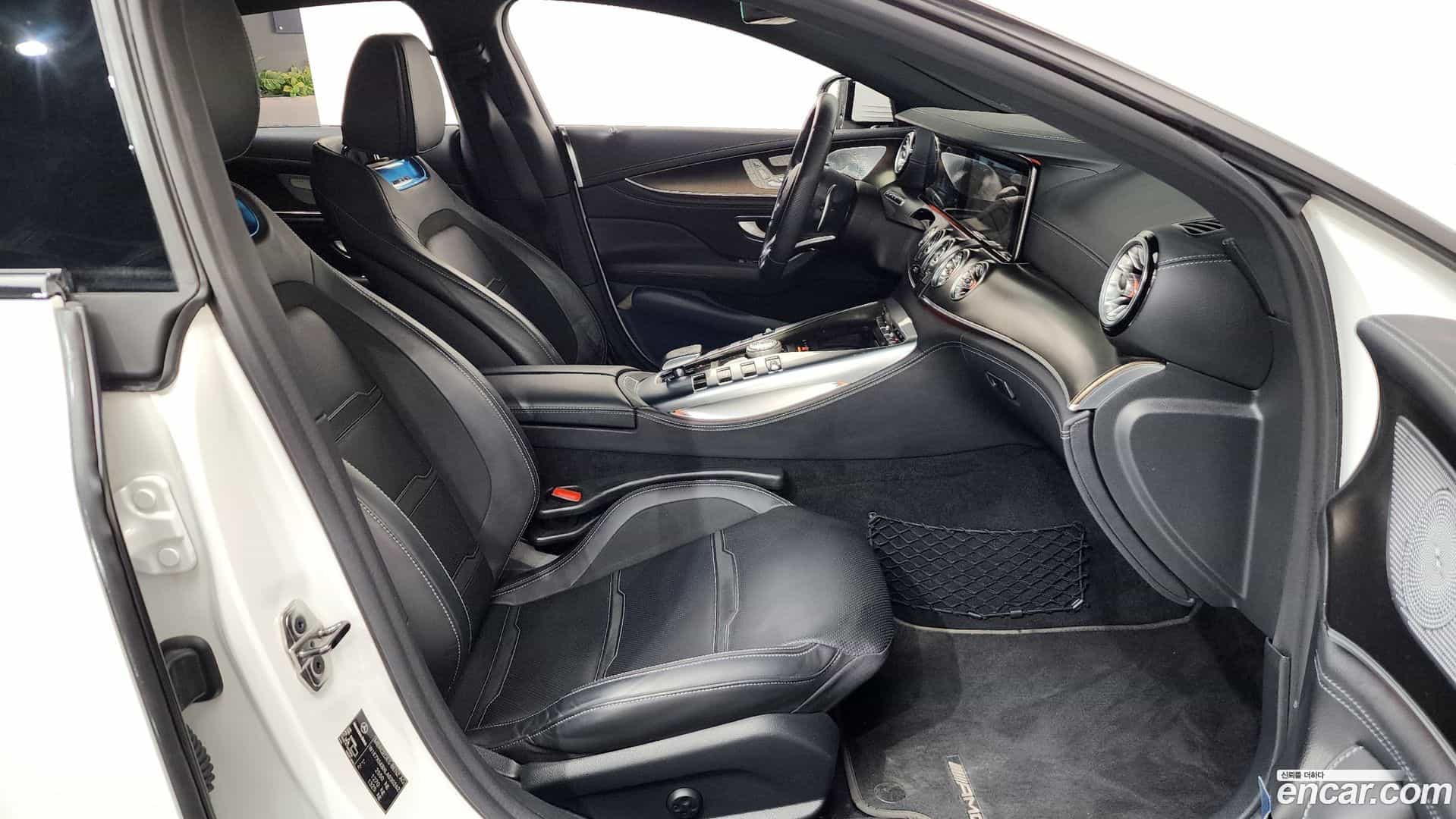 AMG GT Mercedes-Benz 2020.2-INNER-036