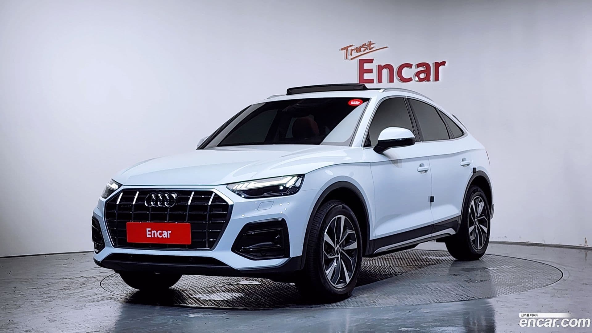 Main__Slider__Photo:Q5 Audi 2023.8-0