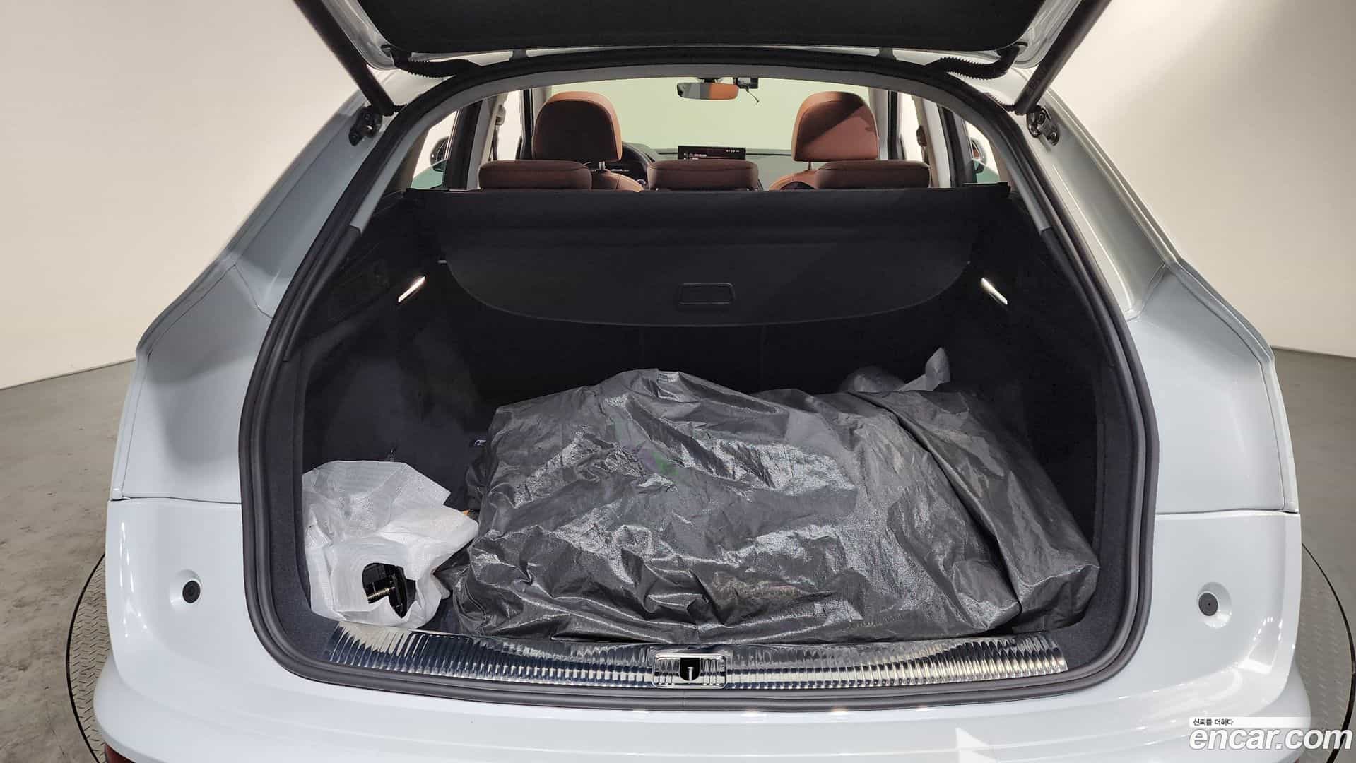 Q5 Audi 2023.8-OPTION-024