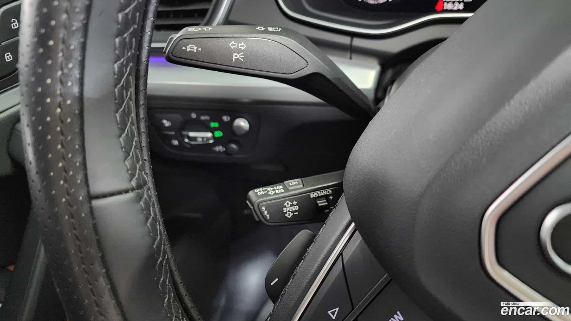 Q5 Audi 2023.8-OPTION-047