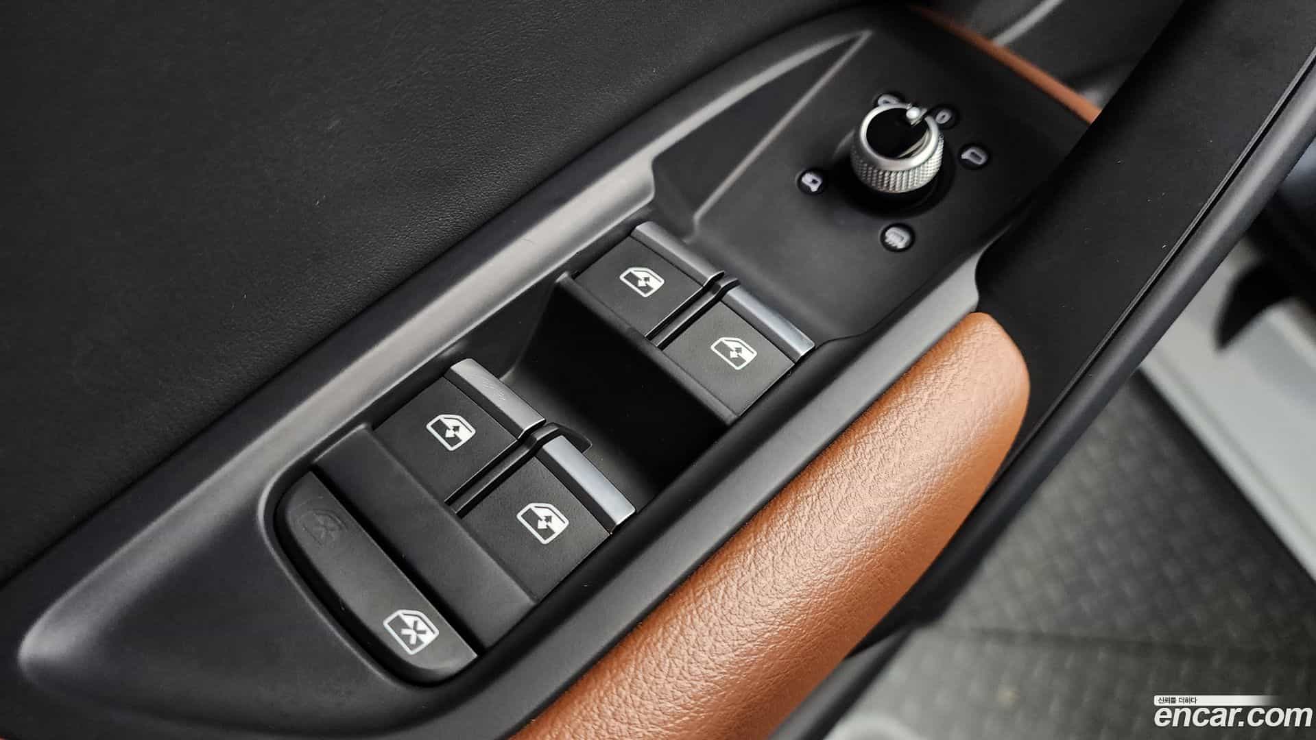 Q5 Audi 2023.8-OPTION-048