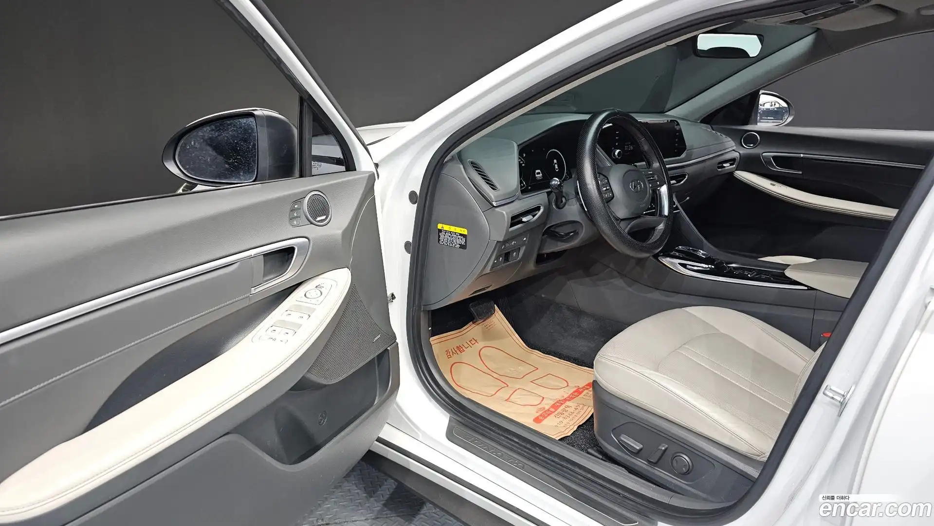Sonata Hyundai 2019.10-INNER-010