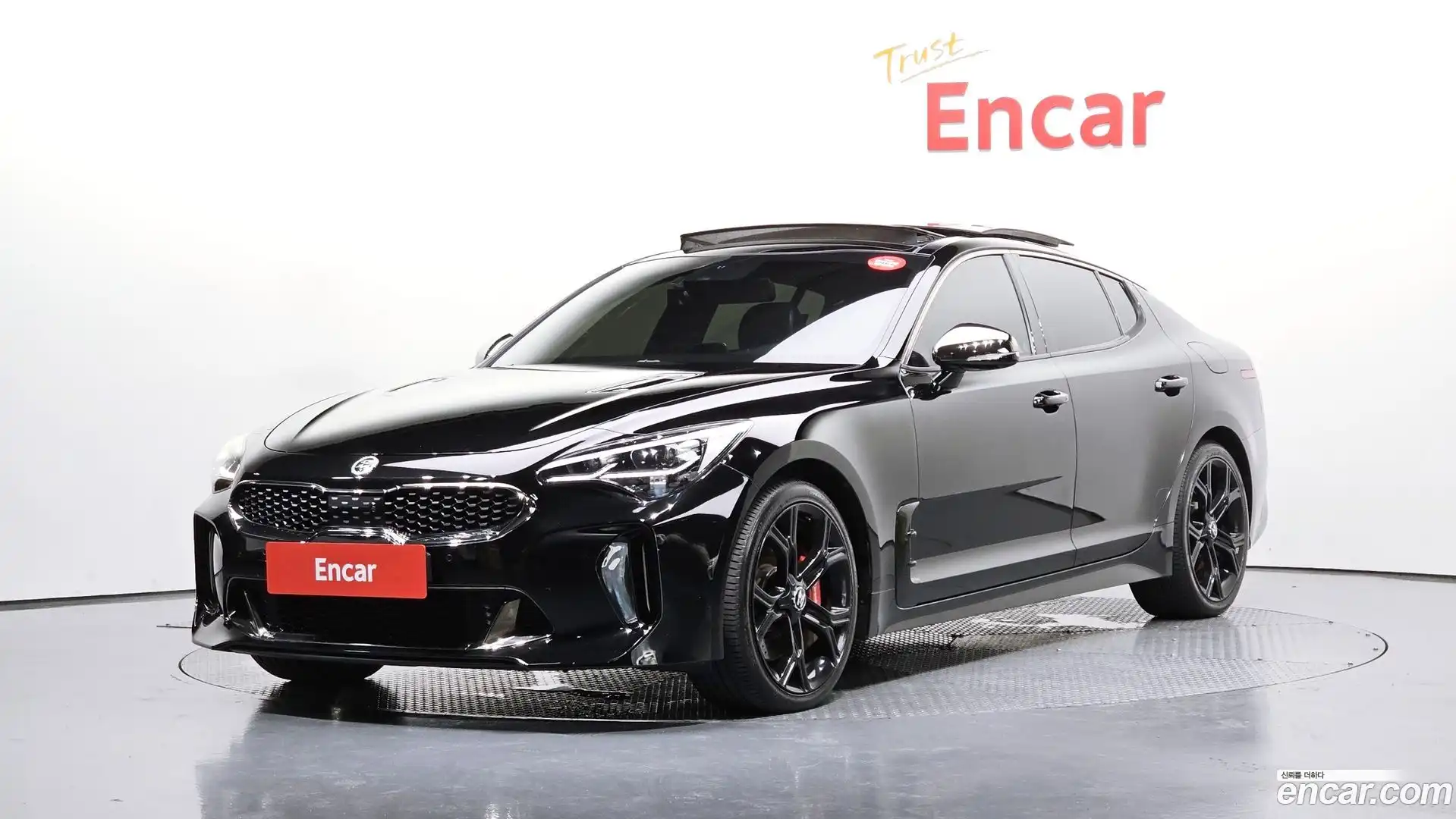 Stinger Kia 2018.10-OUTER-001