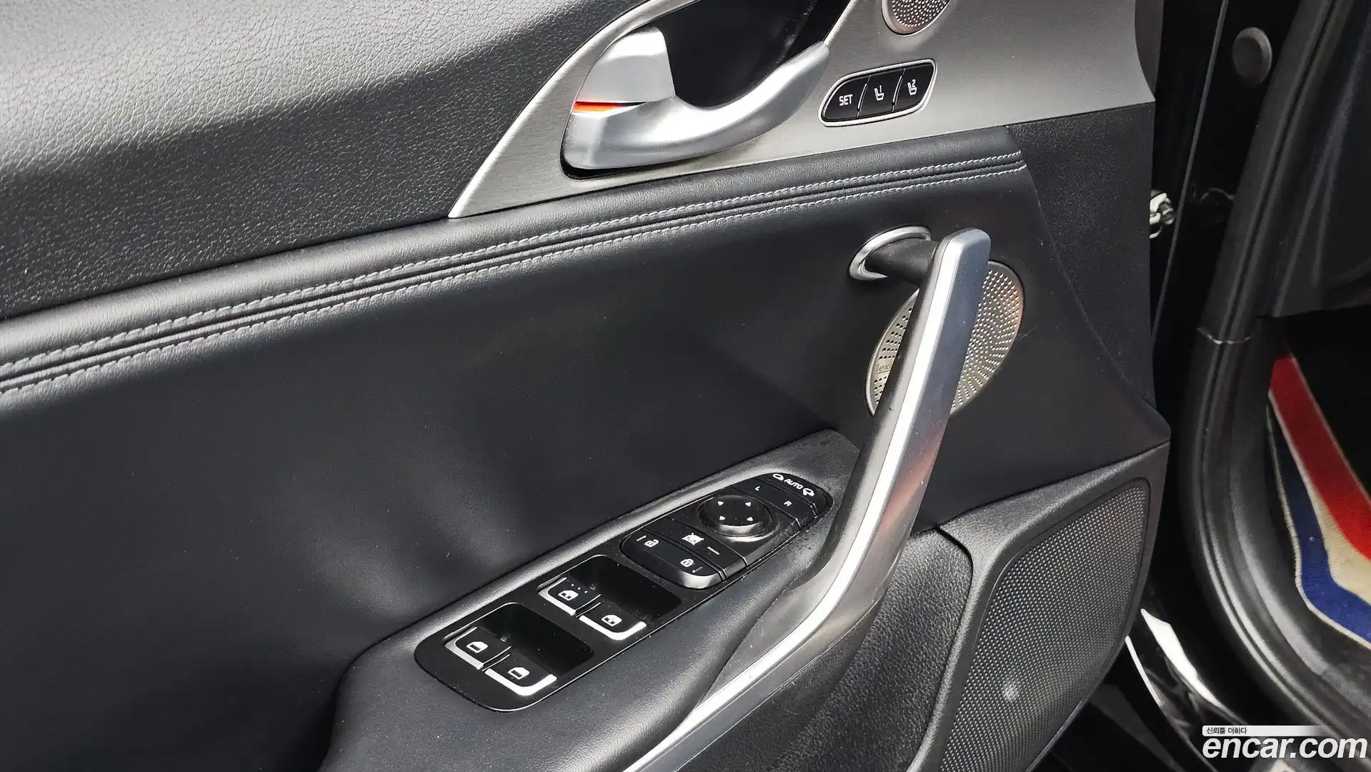 Stinger Kia 2018.10-OPTION-024