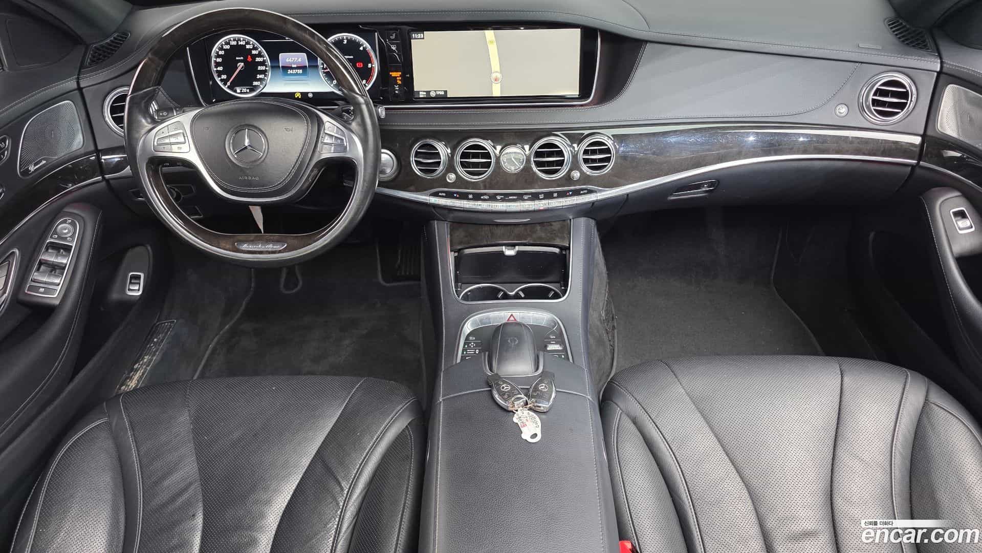 S-Class Mercedes-Benz 2015.11-INNER-007