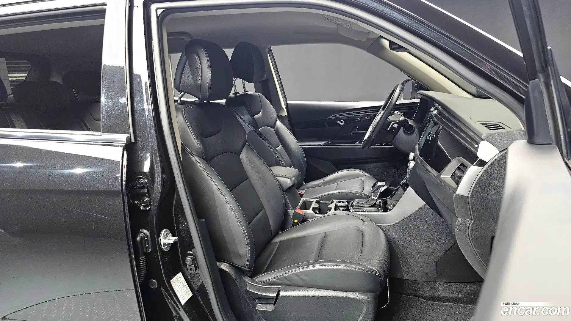 KORANDO KG Mobility 2020.6-INNER-036