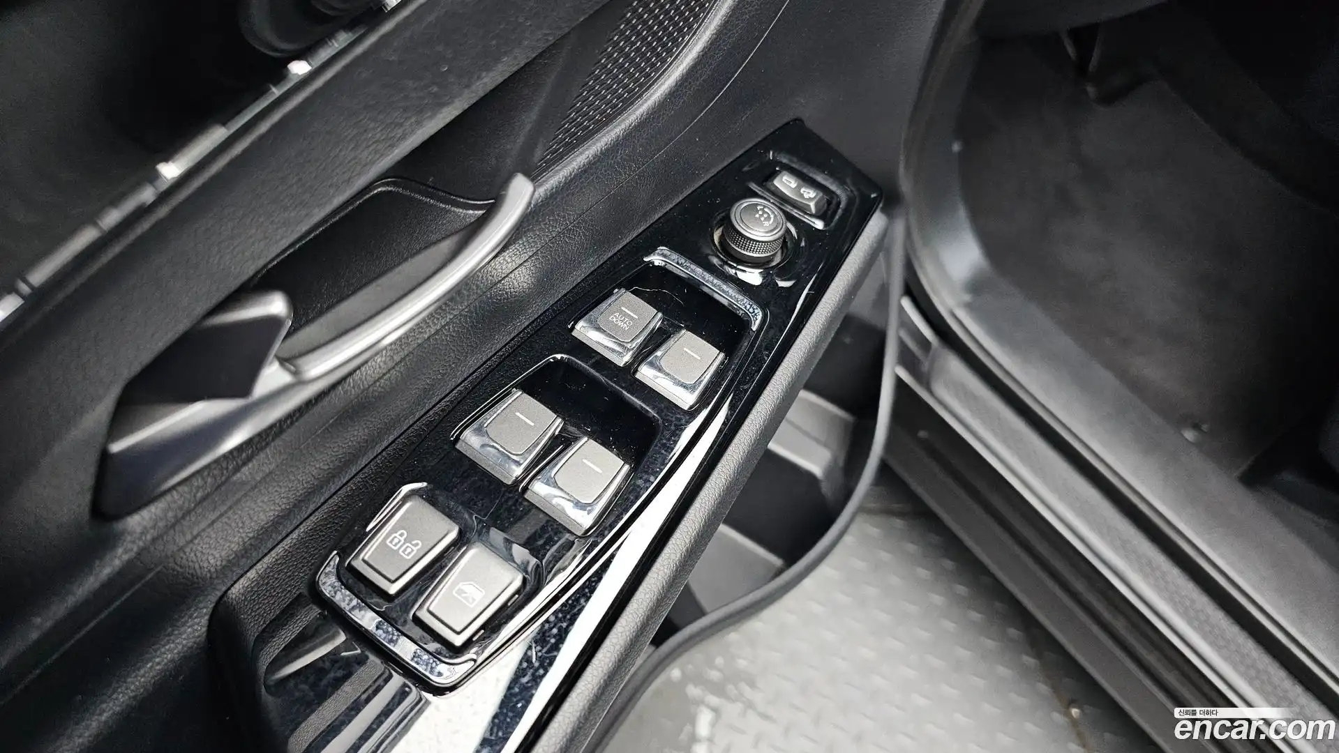 KORANDO KG Mobility 2020.6-OPTION-042