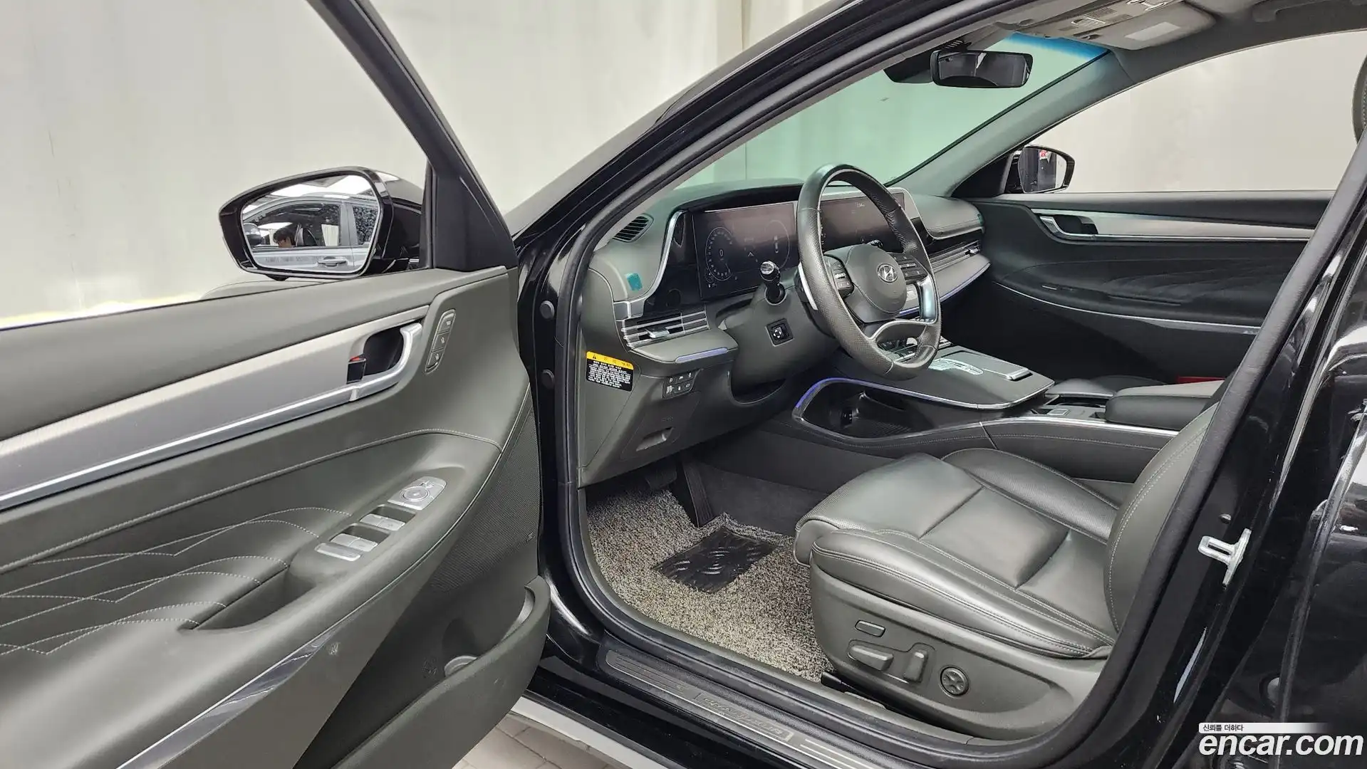 Grandeur Hyundai 2020.3-INNER-010