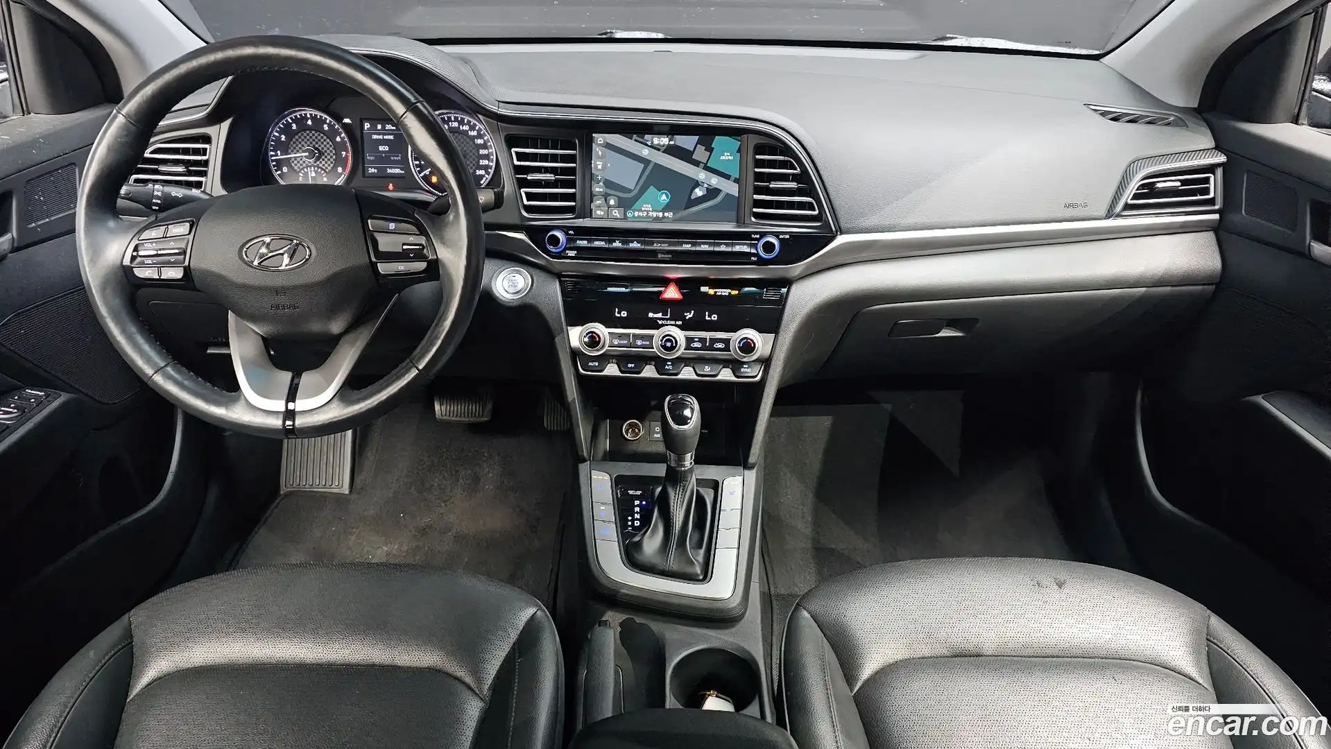 AVANTE Hyundai 2018.8-INNER-007